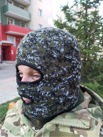 Тактическая маска балаклава для лица, полушерсть, 2 ОТВЕРСТИЯ на ФЛИСЕ, камуфляж зеленая цифра - интернет магазин Полигон